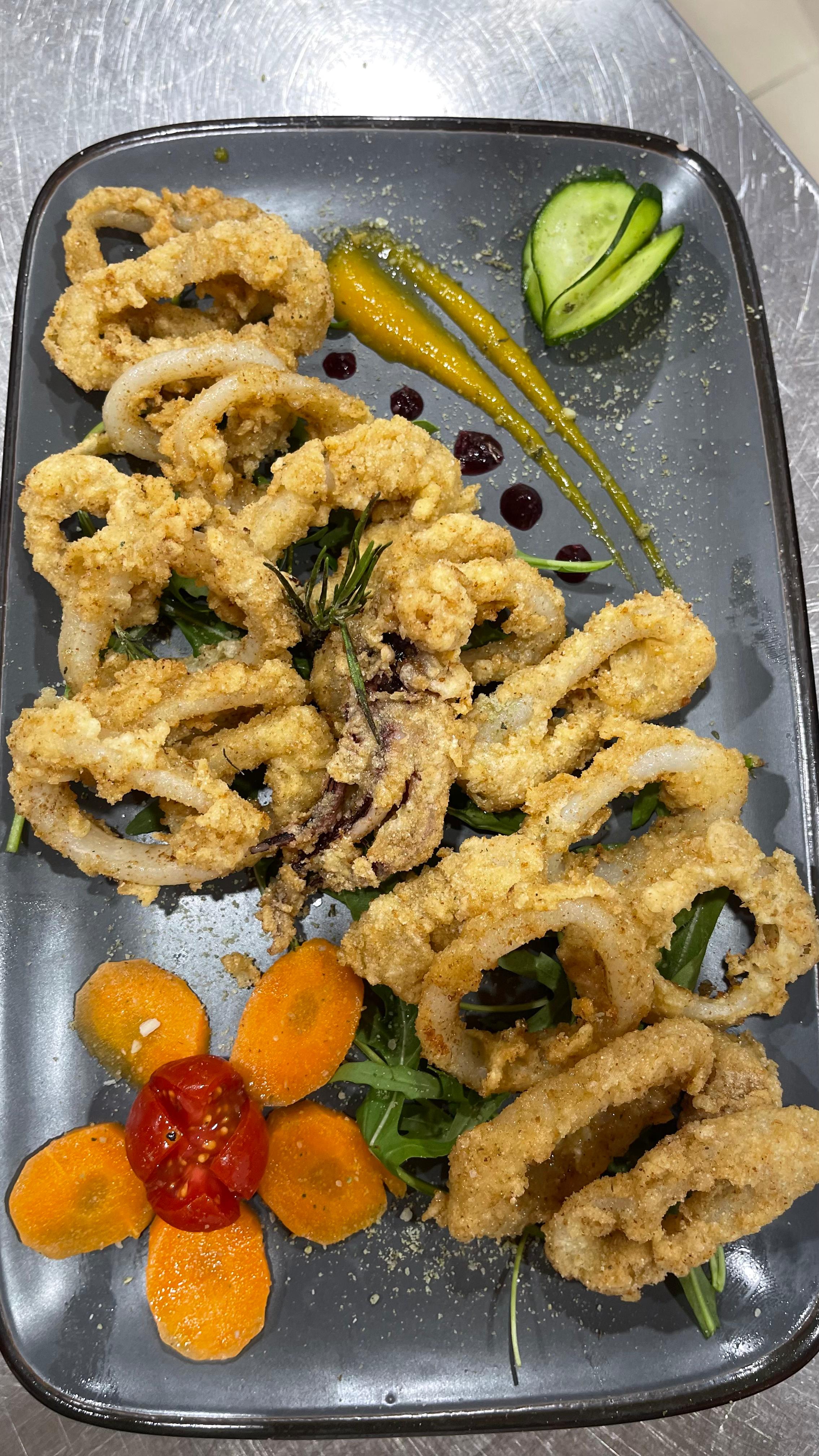 Fried Calamari Eagle Nest